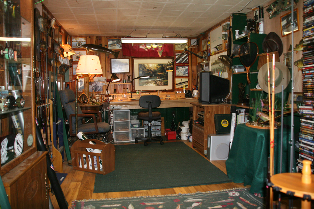 Benches Show Us Your Fly Tying Area Hatches Fly Tying Magazine